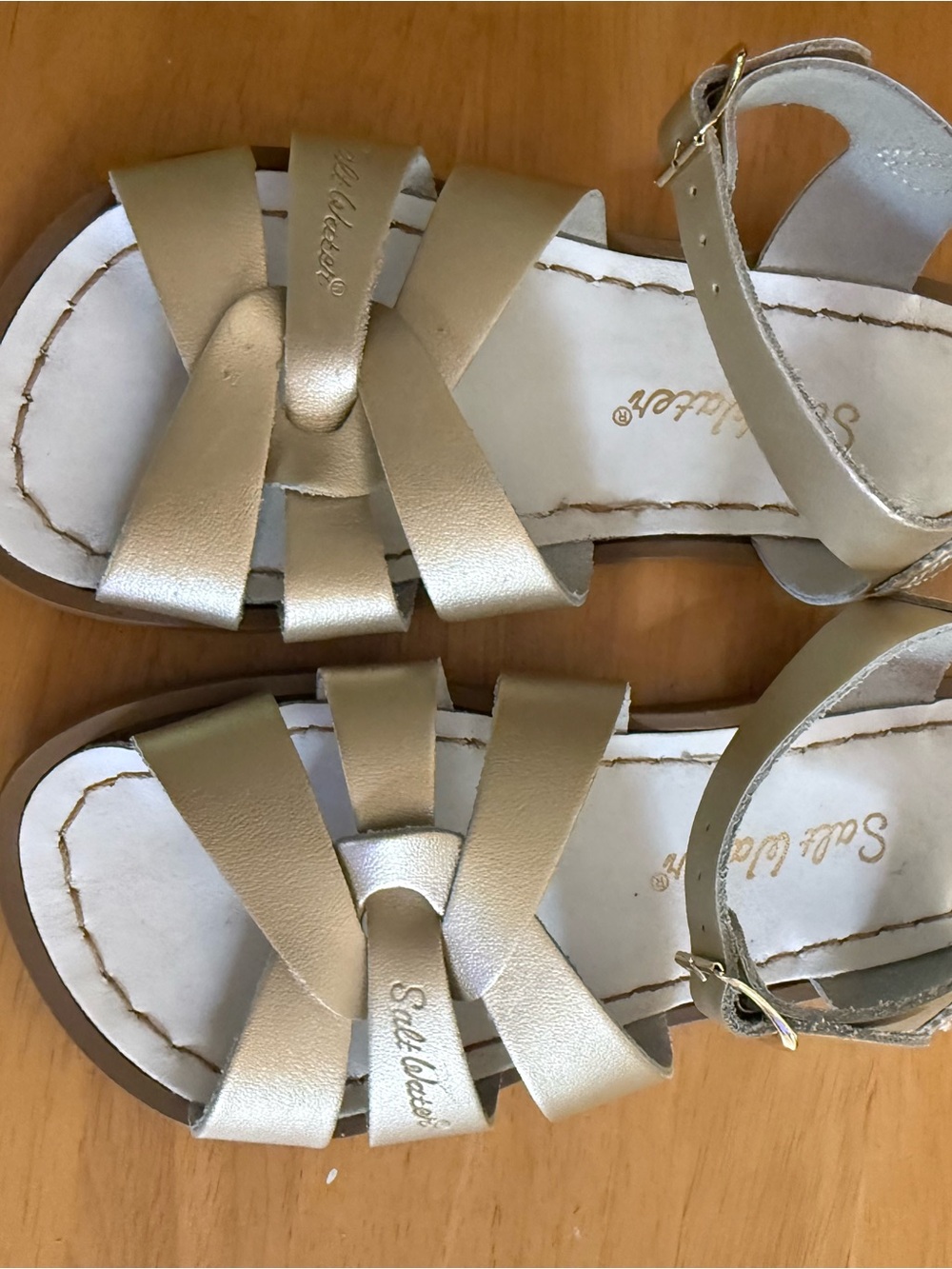 Girls Metallic Gold Knot-Saltwater Sandals